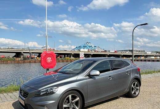Volvo 2.0 D2 Kinetic R-Design