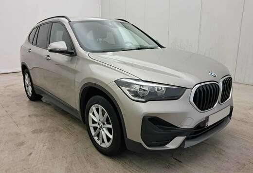 BMW sDrive 18i Aut. /€16.520 netto / Leder / Navi P ...