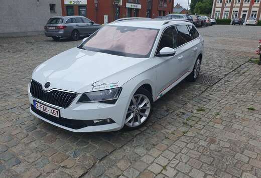 Skoda Combi 2.0 TDI DSG Sport Line