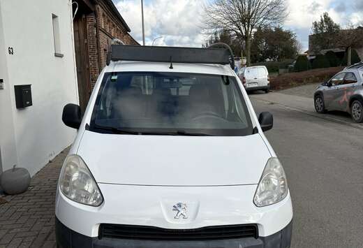 Peugeot 1.6 HDi L1H1 Confort 120