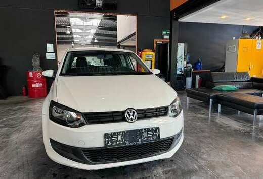 Volkswagen 1.2i - 5 PORTES - RADIO MEDIA - VITRES AV  ...