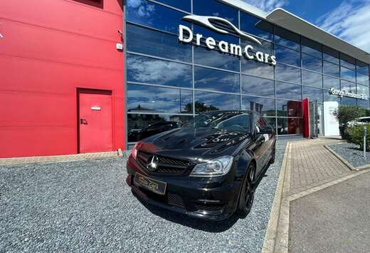 Mercedes-Benz Mercedes Benz C63 AMG