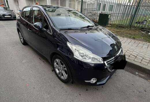 Peugeot 1.2i Style
