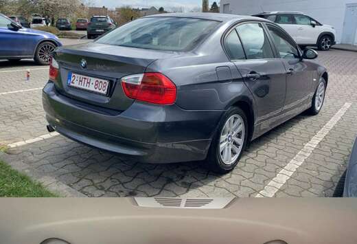 BMW 320i