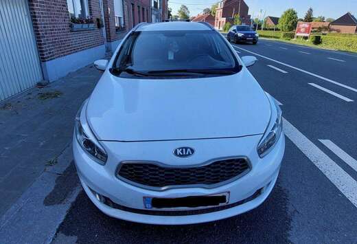 Kia Ceed 1.4 CVVT Fifa World Cup Edition