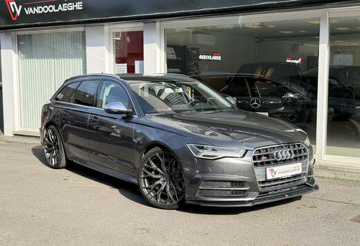Audi S6 Avant LICHTE VRACHT 4.0 V8 TFSI Quattro