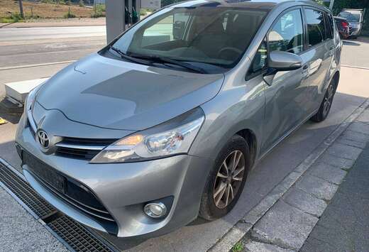 Toyota Verso 2.0 D-4D Active 5pl.