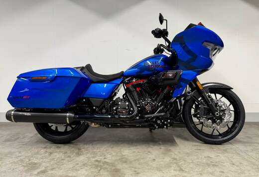 TOURING FLTRXSTSE CVO ST