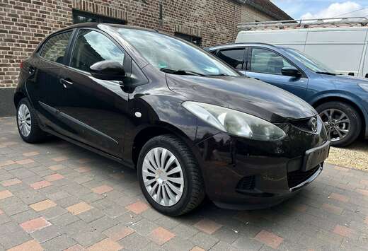 Mazda 2 1.3i Groove AIRCO / 5 PORTES / GAR. 1AN / 1ER ...