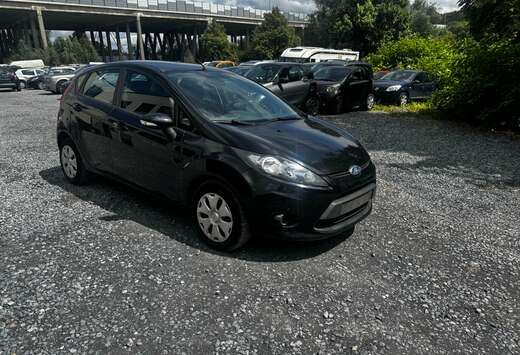 Ford Fiesta 1.6 TDI/pret a immatriculer