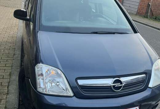 Opel 1.7 CDTi Cosmo DPF