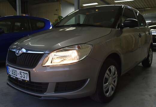 Skoda 1.2i* 25000 KM* CARNET SKODA* 1ER P* GARANTIE