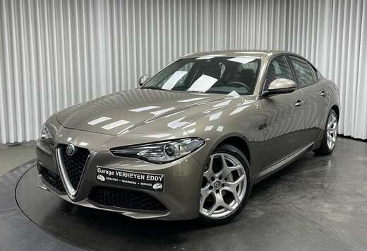 Alfa Romeo 2.2 JTD / Aut / ACC / Xenon / DAB / Camera ...