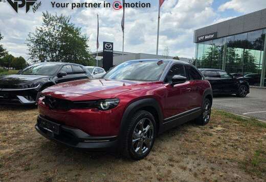 Mazda Skycruise *full-option* van klant te koop