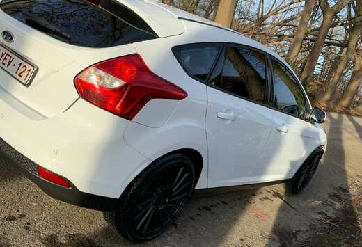 Ford Focus 1.6 TDCi DPF Start-Stopp-System SYNC Editi ...