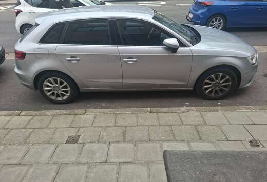 Audi A3 1.6 TDi Ambiente S tronic