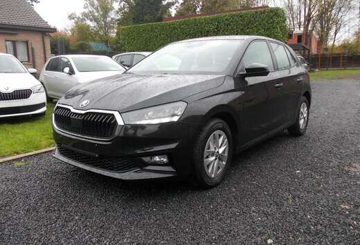 Skoda Fabia 1.0 TSI DSG  NAVI-CARPLAY-LED-CRUISE-LANE ...