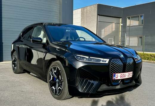BMW iX 76.6 kWh xDrive40