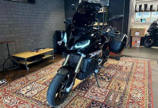 BMW 0