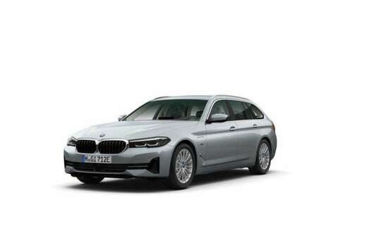 BMW HYBRID - HUD - HAAK - ACC - HIFI