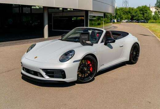 Porsche GTS Cabriolet