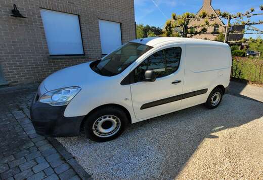 Peugeot 1.6 BlueHDi L1H1 Premium Pack 120 CU /VN