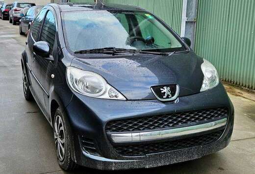 Peugeot 107 1.0i Urban Move