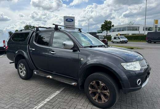 Mitsubishi Enkel voor professionele verkoop.