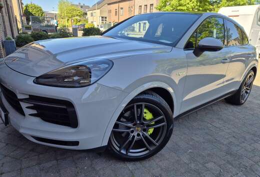 Porsche E-Hybrid Coupe