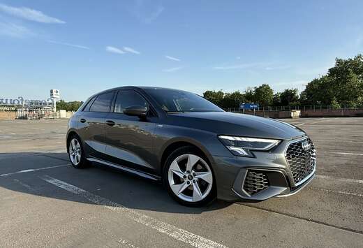 Audi Sportback 35 TDi Full S-line 150cv