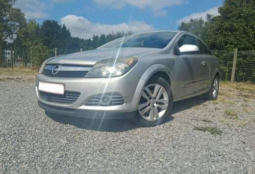 Opel Astra GTC 1.6i Sport