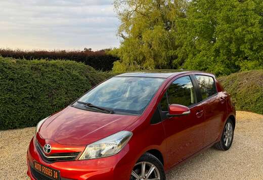 Toyota Yaris 1.33i VVT-i Comfort 100 CV PANORAMIQUE G ...