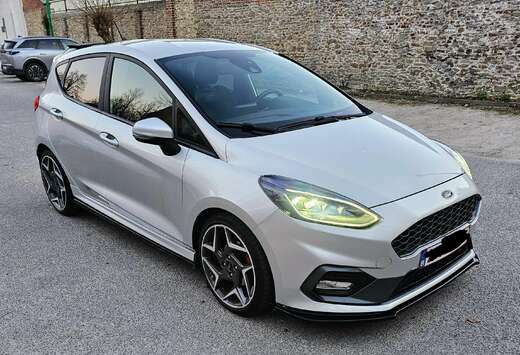 Ford Fiesta ST 1.5 EcoBoost Ultimate