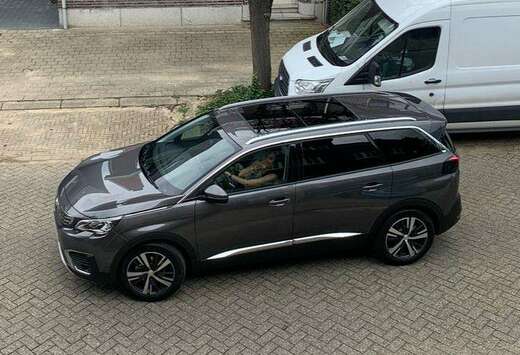 Peugeot 5008 PureTech 130 EAT8 Stop