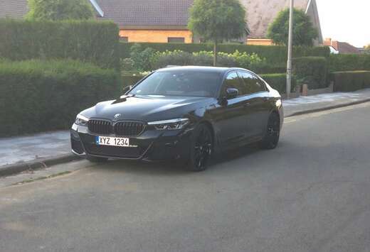 BMW BMW 5 Serie 518d Sedan M Sport Pakket