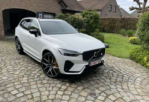 Volvo T8 AWD Recharge Polestar Engineered