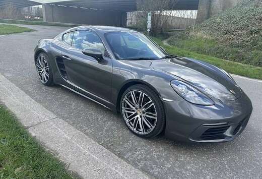 Porsche 718 Cayman PDK