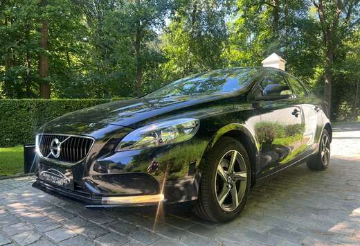 Volvo V40 2.0 T2 Eco R-Design