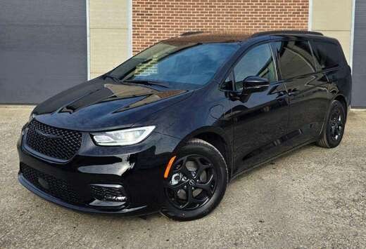 Chrysler HYBRID LIMITED 3.6 L - V6 €74.900 excl btw