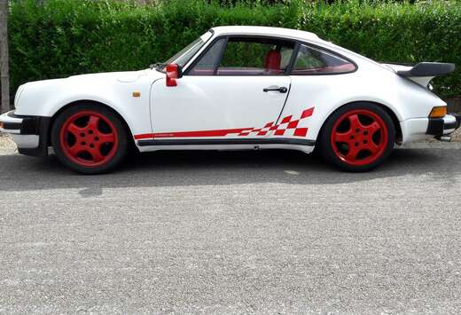 Porsche coupe 2.7 boîte 5