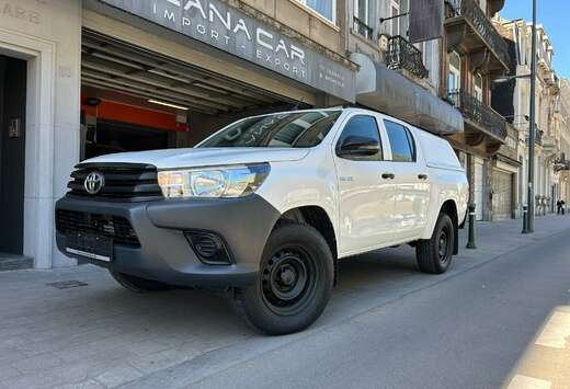 Toyota Hilux 2.4 D-4D 4WD Invincible