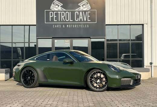 Porsche 911 Carrera 3.6 Turbo HEV GTS PDK