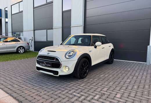 MINI INDIVIDUAL LED/PANO/LEDER/CARPLAY/GARANTIE