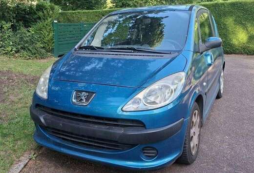 Peugeot 1007 1.4i Urban