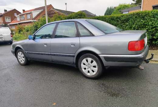 Audi 2.6 E, C4 model A6