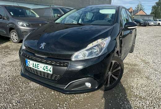 Peugeot 1.2i PureTech Allure