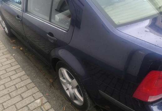 Volkswagen 1.6i Confort A