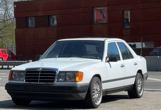 Mercedes-Benz W 124  Oldtimer