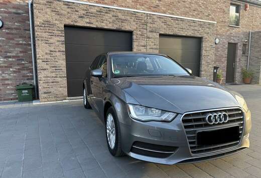 Audi Sportback 1.6 TDi Attraction