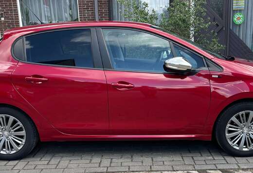 Peugeot 208 1.2i PureTech Style